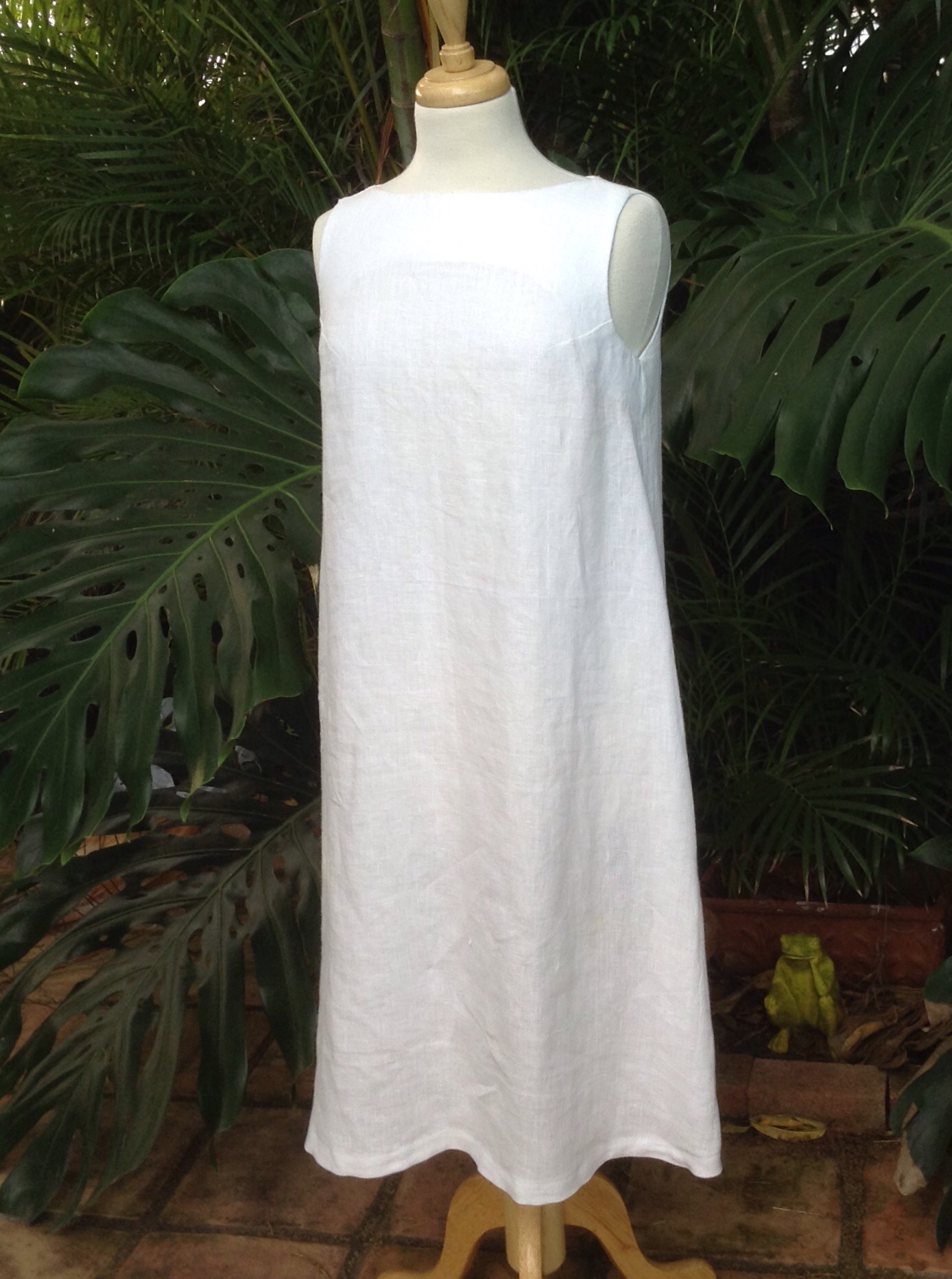 Takako, 
IL019  optic white