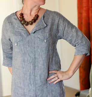 Aja, Liesl and Co. Weekend Getaway Tunic/Dress Pattern in Yarn Dye Linen in handkerchief weight IL022 811...