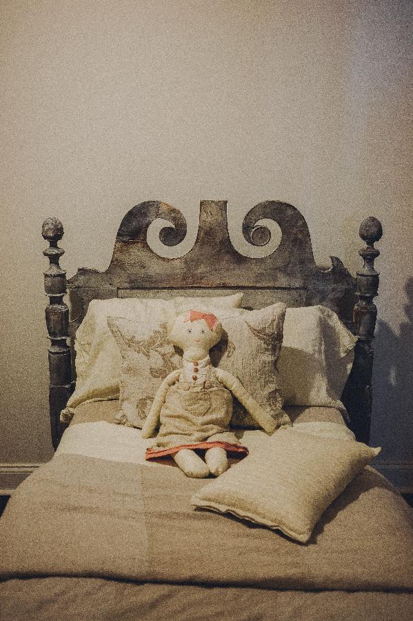Aaron, BEDDING FOR A PRINCESS
Showcasing a variety of sheets, pillows and duvet on an antique rope bed wit...