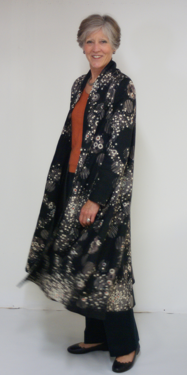 Kathryn, I made this fully lined mid-calf swing coat (120" at the hem) with rolled collar from IL019 bla...
