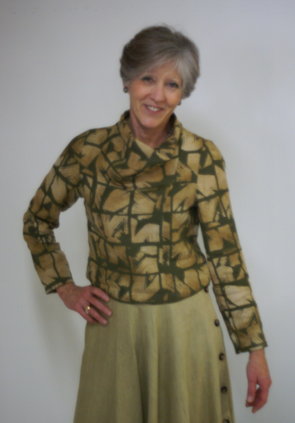 Kathryn, The fabric for this blouse was hand screened using discharge paste on IL019 Olive linen. As the fron...
