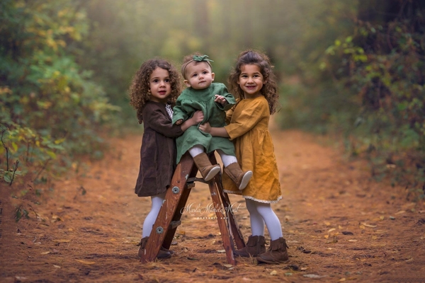 Karina, I sew clothes for boys and girls as well as moms! The photo shows three linen dresses in different c...