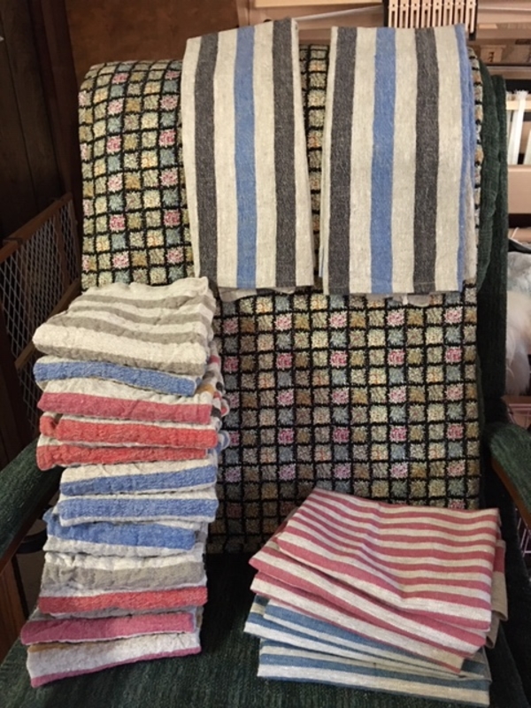 Joyce Ann, Linen towels made from the IL073 Striped rustic linen - Home Decor.