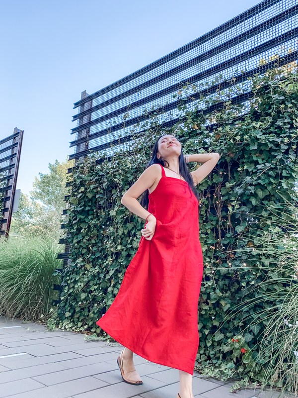 Jane, Enjoying the summer fearlessly and confidently with this red maxi dress❤️