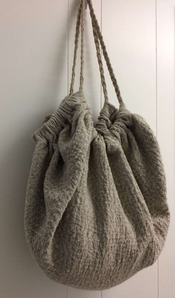 Ramune, Large Tote, IL002 Tetra, washed, dried to bring out the beautiful texture. Handle braided linen rope...