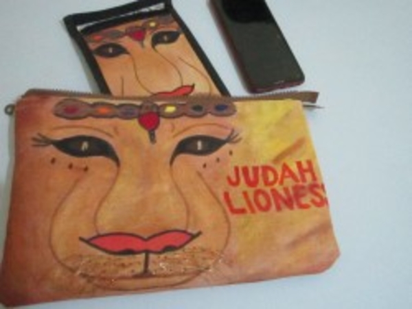 Chandra, 4C22 100% Linen hand painted makeup bag and cell phone case