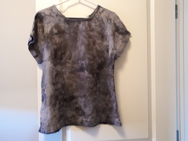 Marilyn, My version of the Chelsea Tee, I first tried to dye it black, but it turned out an unimpressive dull...