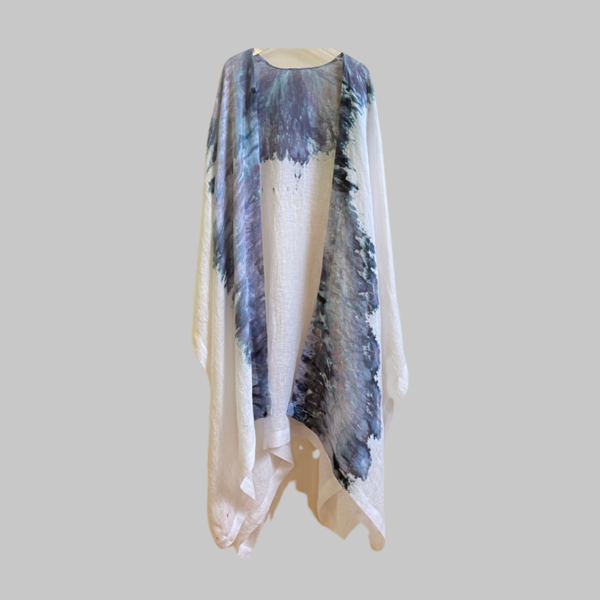 Karen, This is a wrap that I made from IL020 and hand dyed. I love how lightweight and flowing the fabric i...