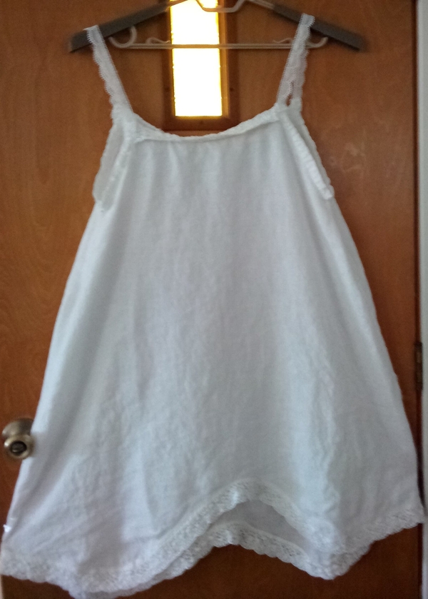 Cheryl, Linen nightgown with cotton lace