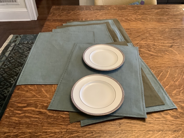 Joyce, Reversible placemats