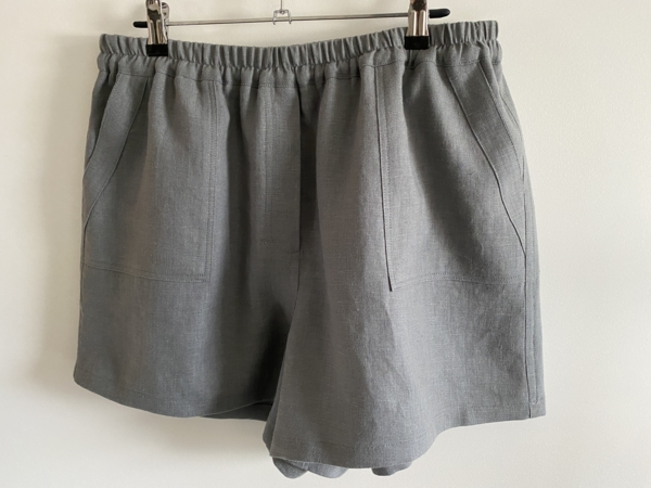 Lauren, Perfect summer shorts! IL019 Asphalt (Not Nine Iron) 
Self drafted pattern
