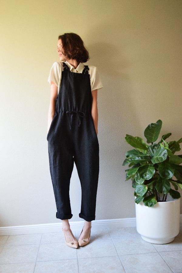 Randee, Overall w adjustable waist + straps made with blk medium weight. www.etsy.com/shop/shieldsdesignhous...