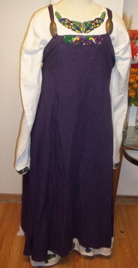 Terrie, The under dress was made in the Boskten style out of White medium weight linen. The hangeroc is purp...