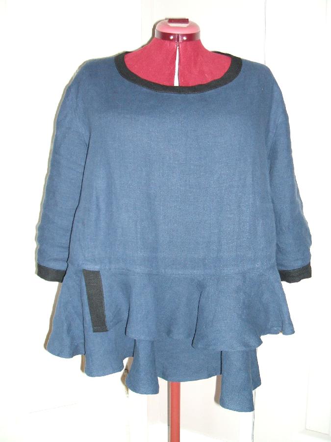 Maria, Oversized tunic in IL019 Cobalt with asymmetric peplum flounce. Looks very cute and flattering on fu...