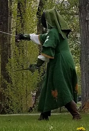 Red, All Linen from Fabrics-store.com. 
Linen pants, shirt, Hirka, Entari also reverse applique