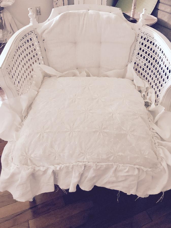 Theresa, Linen vintage chair with fat white linen ruffled pillow 