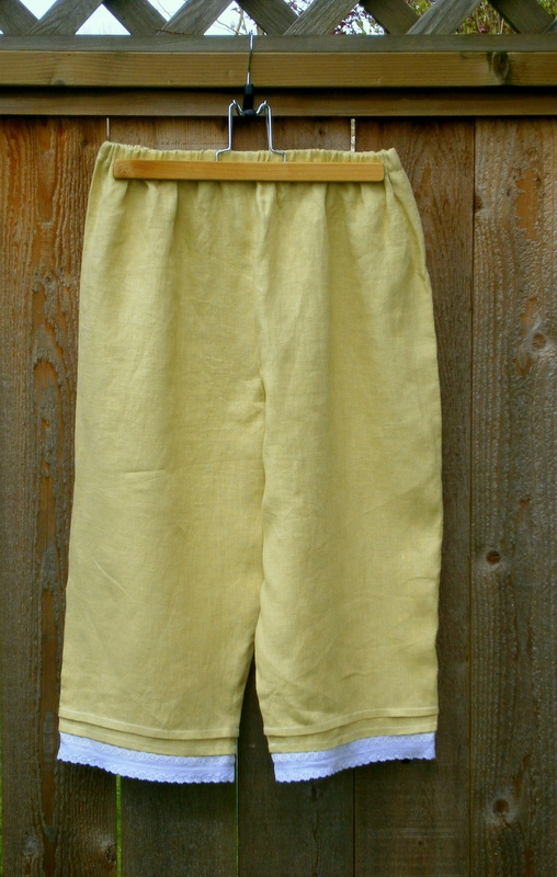 Carol, I used IL019 medium wt linen for these pantaloons.
Gathered waist, tucks and cotton lace.
Photo does...