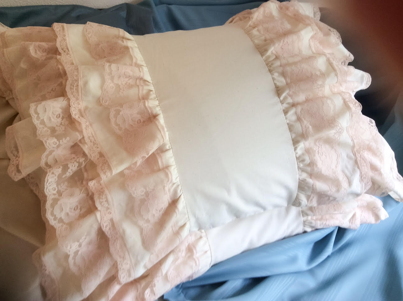 Betty, Linen and Lace Pillow Shams