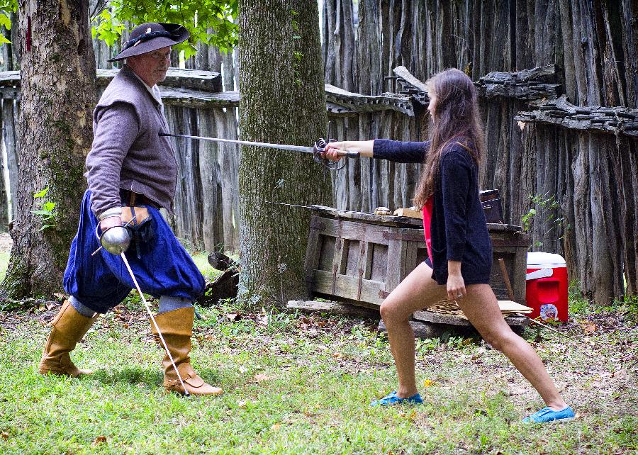 Robert, Wool doublet with linen lining, linen breeches with linen lining. Publik Days, Citi if Henricus.