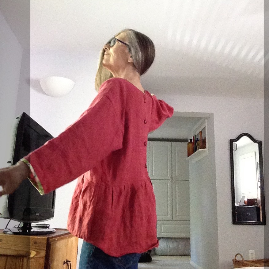 Sally, Cynthis Fongs linen swing blouse, redwood.  I lengthened back frill and added some contrast detail...