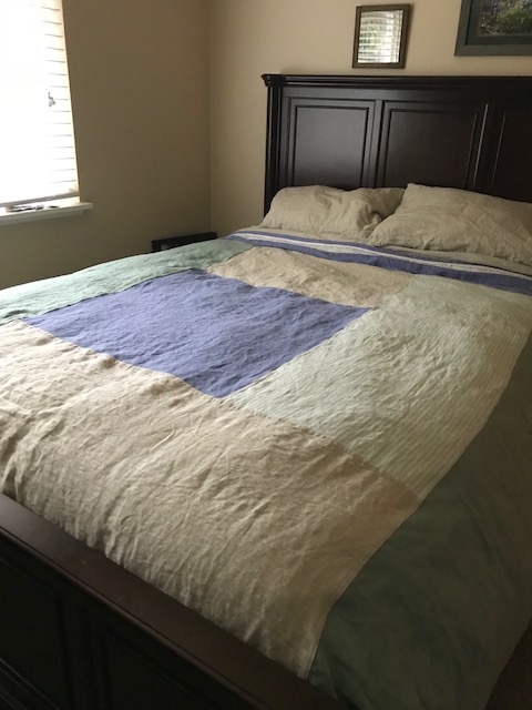 Lea, Linen sheets, pillowcases, and coverlet