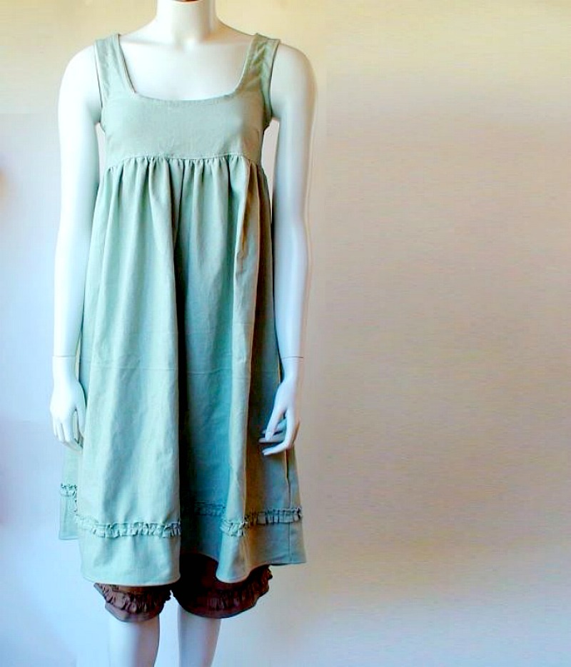 Natallia, Linen tunic dress I made with medium weight Linen cloth in pale Mint color. Coordinating linen bloom...