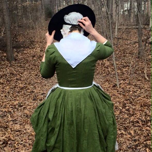 Jen, An 18th century English gown in IL019 VINEYARD GREEN Softened.