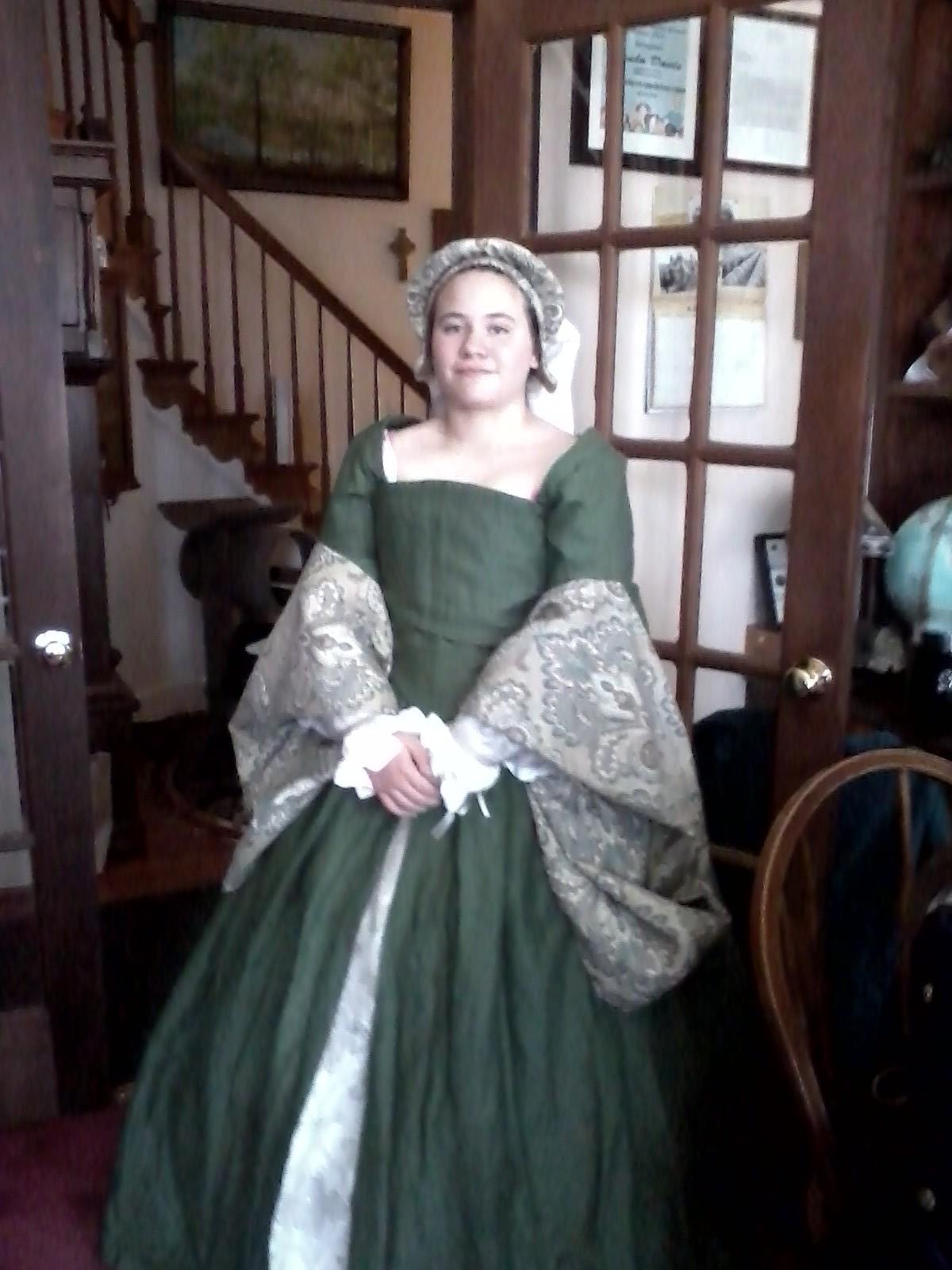 Carla, My daughter is part of reenactment for 1540`s era Scottish Court.  I used the middle weight vineyard...