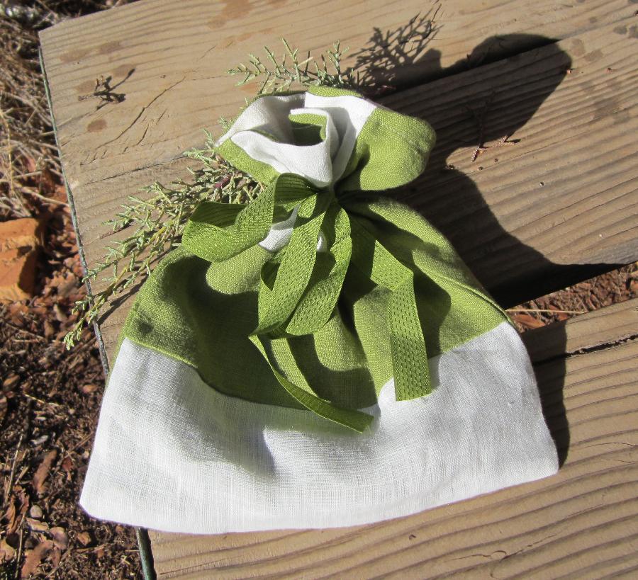 Judy, I made a linen gift bag with a tie ribbon.  