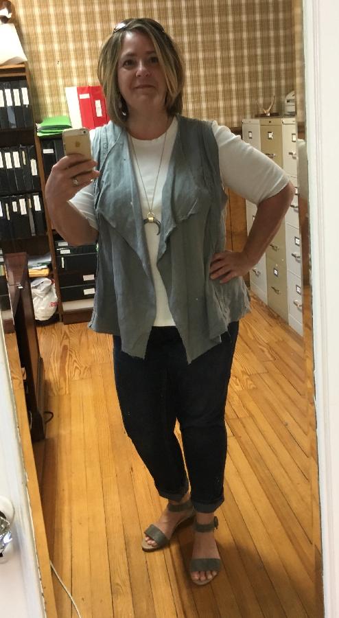 Shae, Indygo Junction vest pattern made in one of the gray middleweight linens. It looks better with every...