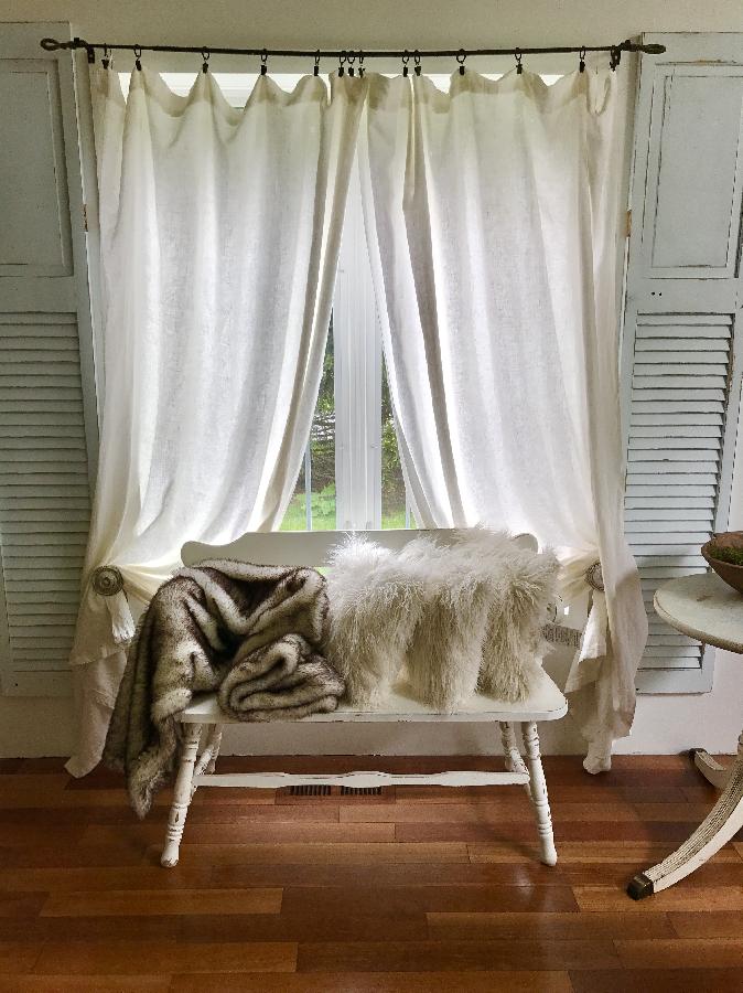 Theresa, Long linen curtains 