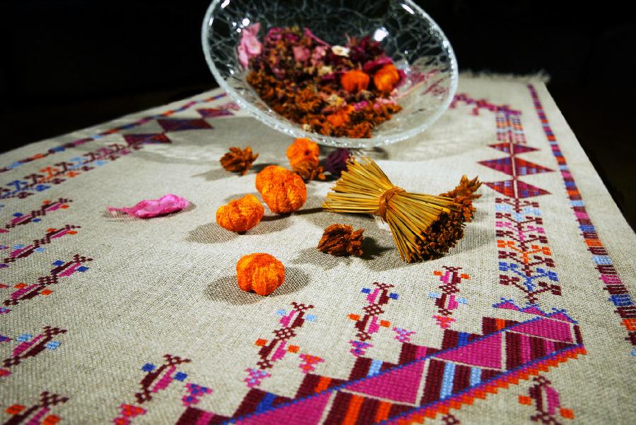 Nabila, ~Ghazzah~

Cross-stitch on beige linen with hand-made Ajour

Ghazzah is a Palestinian port cit...