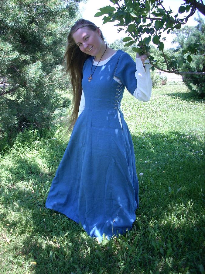Kelsey, This is a dress based on the styles of 1100s Sweden.  I used IL019 in Bluebonnet and Optic White to...