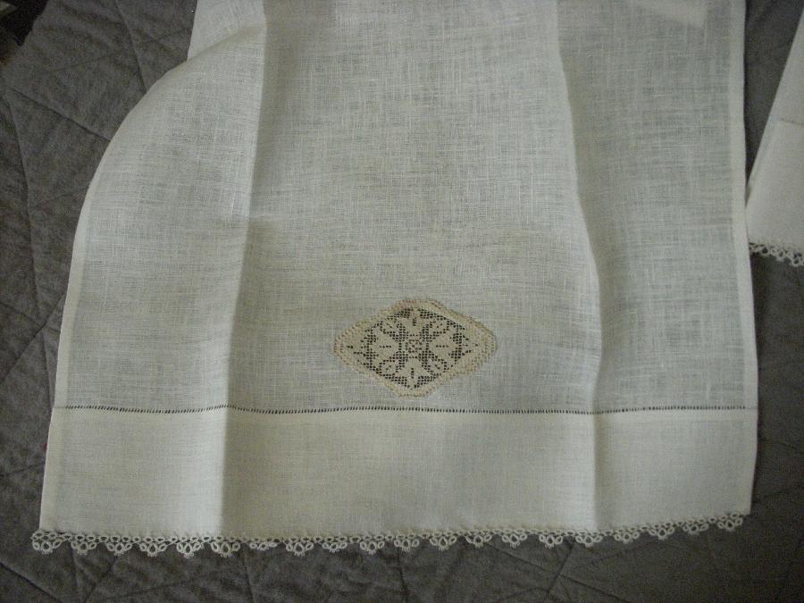 Dottye, Linen tuest towel