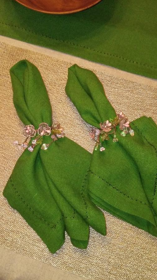 Isabelle, Just some dinner napkins and a table runner made from IL019 JUNIPER (softened) but Im so pleased wi...