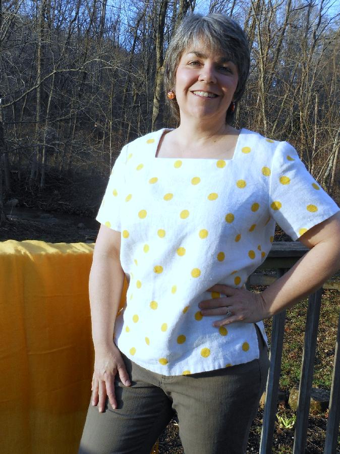 Judy, This Simplicity pattern blouse was made with a mid-weight vintage linen that my Mom gave me in the 8...