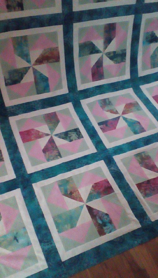 Judy, King size Pinwheel Quilt.