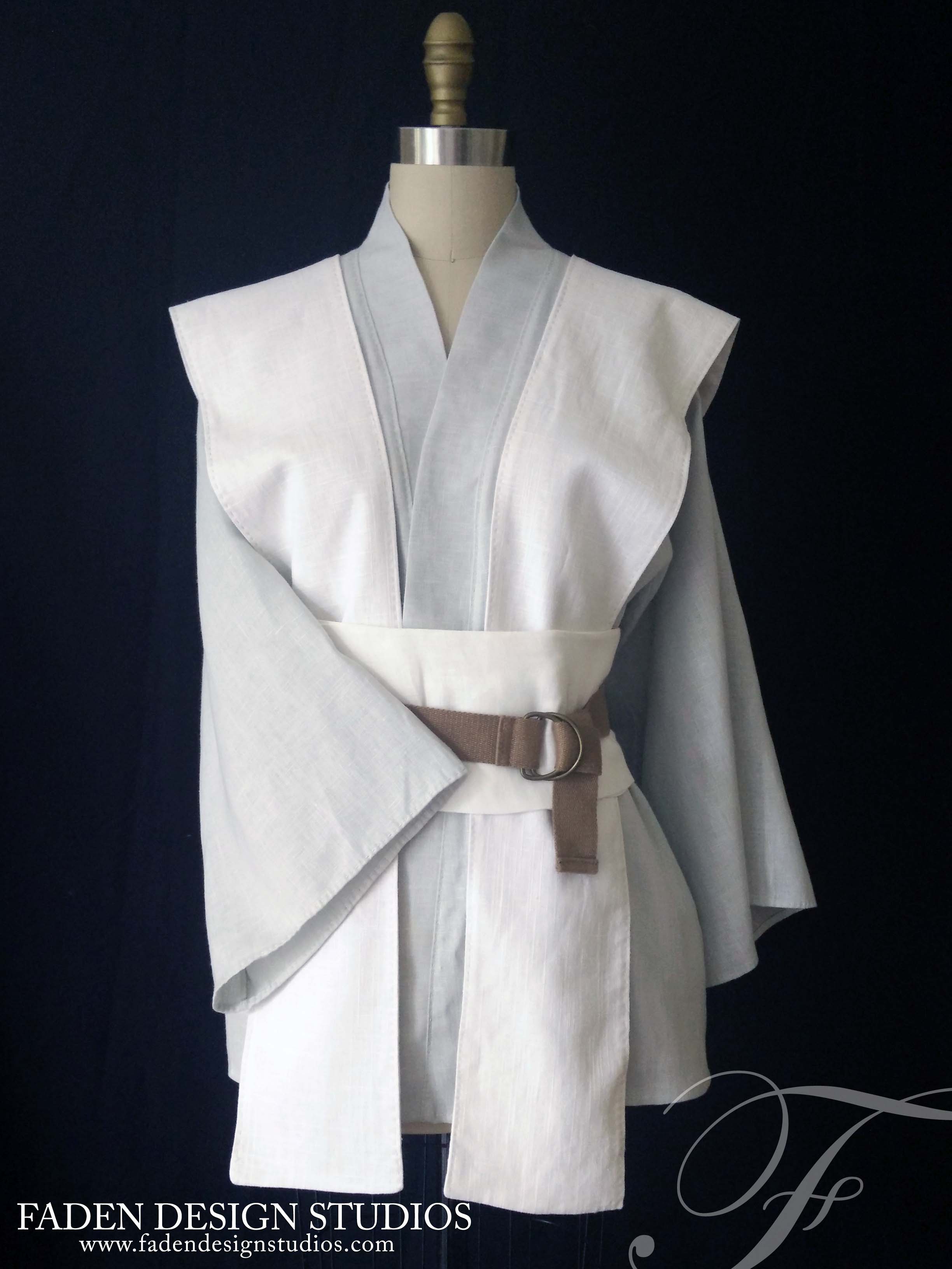 Romy, This is a commissioned Jedi Over Tunic, Tabard and Obi.Made from mid-weight Dove and Optic White lin...