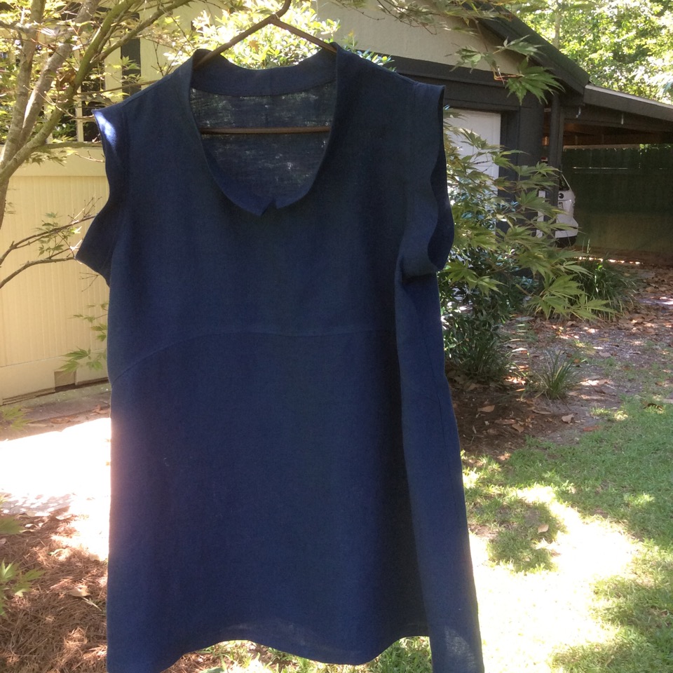 Pat, tunic using medium weight insignia blue linen