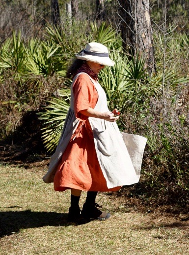 Pat, this outfit consists of 019 Mecca linen top and three tiered skirt and a Natural 019 linen pinafore...