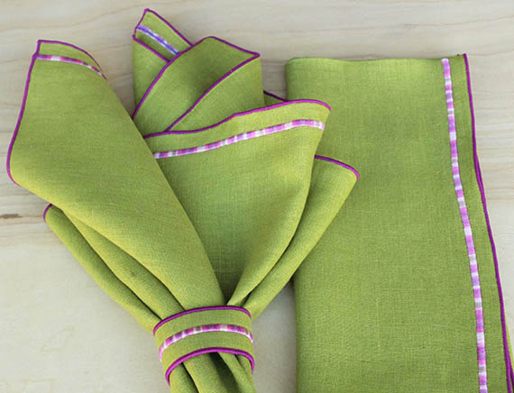 Karen, Linen Dinner Napkins with Embroidered Detail.
K Style Design