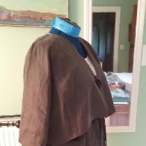 Crop Jacket and loose pants done in 4C22 Teak linen