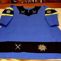 Viking Tunic, Atenveldt Cut-n-Thrust Champion. Black, Blue and Yellow linen.
