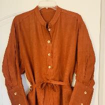 IL019 SPICE Softened middle 5/3 oz yd)
Lily Pattern Tunic
This is one of the first patterns I us...