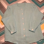 Women’s button down blouse made with back yoke and cuff sleeves with packets in 4C22 MOONFLOWER,...