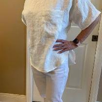 My first top with the bleached IL019 softened linen. Love the weight of this linen! So happy to...