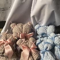 Made these  swaddle blankets, towel and wash cloths to sell at craft show.
They turned out great...
