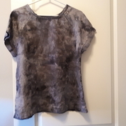 My version of the Chelsea Tee, I first tried to dye it black, but it turned out an unimpressive...