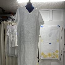 This was made with 4C22 white linen my favorite. I printed the daisies and embroidered around th...