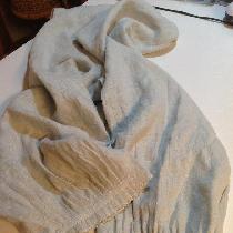 Melissa, Dove gray linen pants with pleated detai...